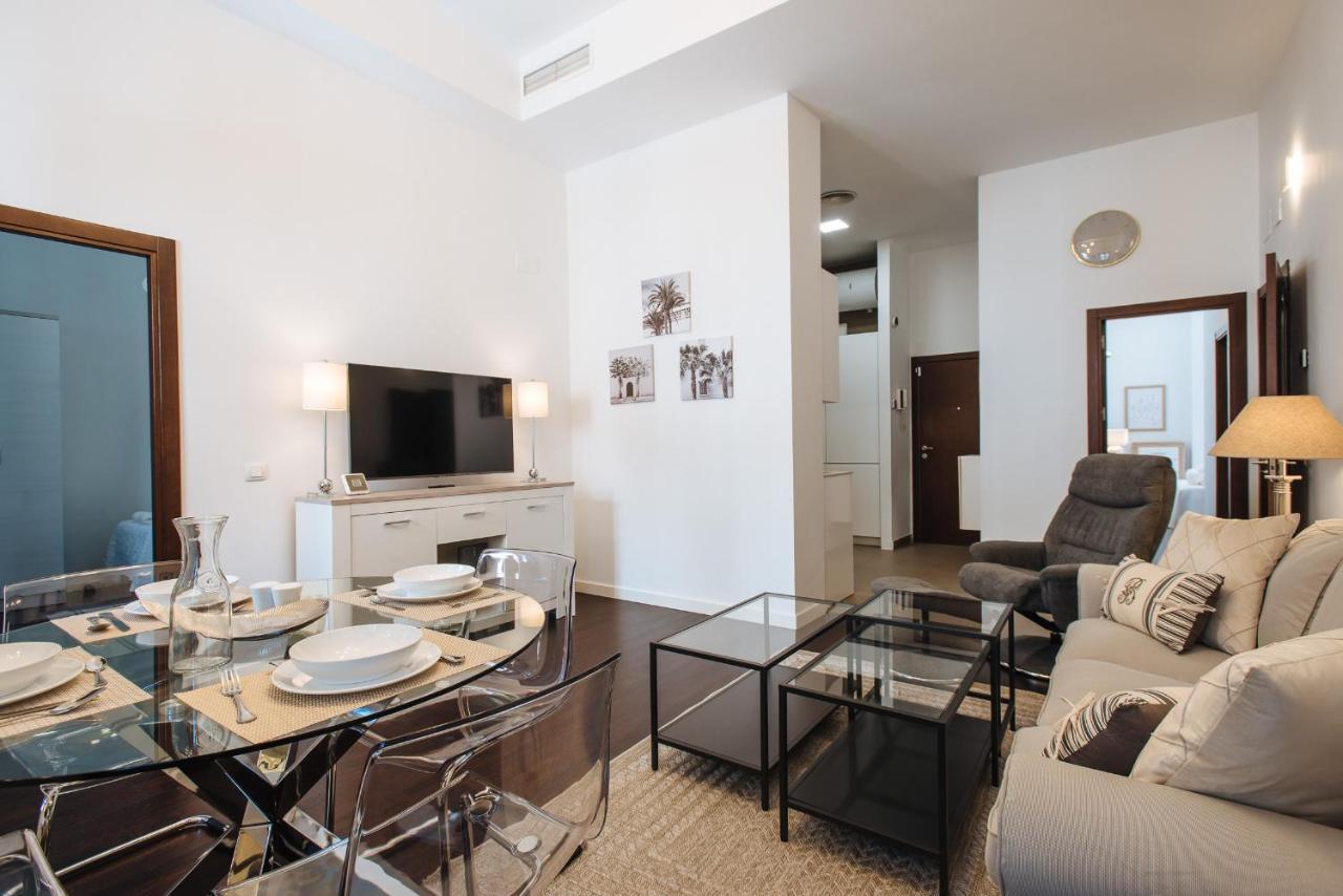Apartamento Puerta Real - Free Parking 세비야 외부 사진