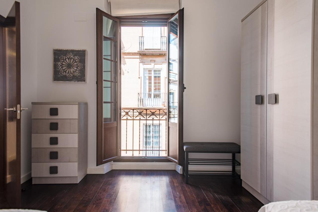 Apartamento Puerta Real - Free Parking 세비야 외부 사진