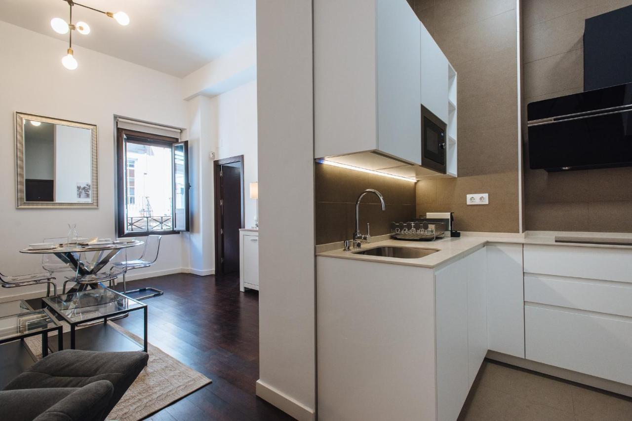 Apartamento Puerta Real - Free Parking 세비야 외부 사진